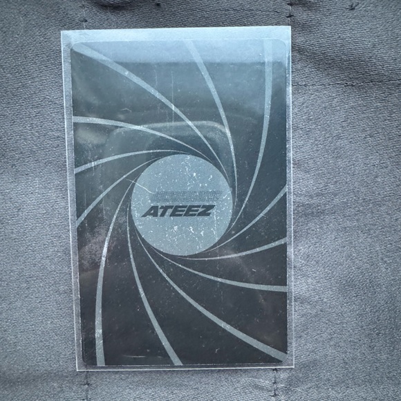 Ateez Jongho Photocard Golden Hour PC - Picture 2 of 2